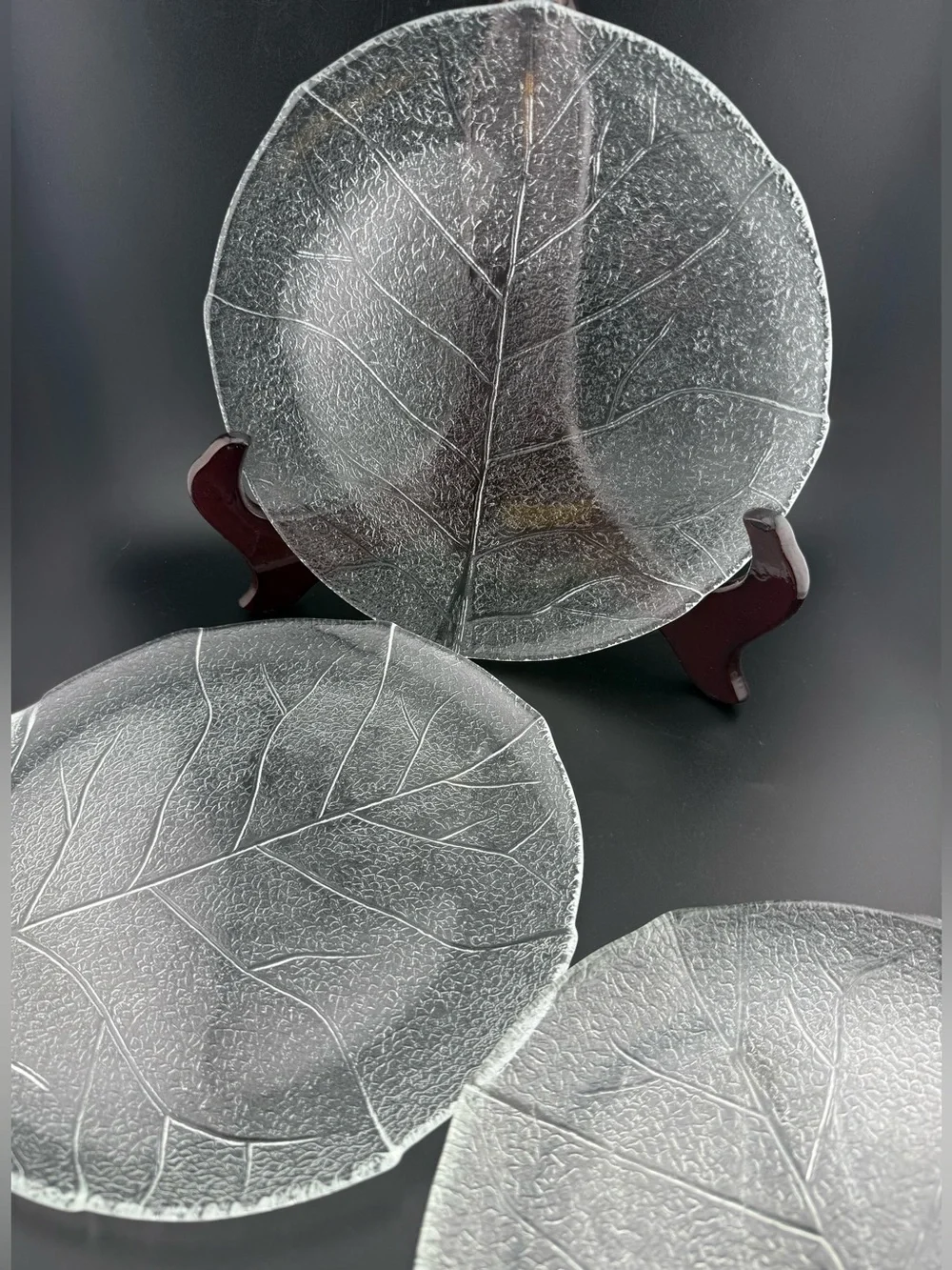 4 Arcoroc Aspen Leaf 9.25” plates